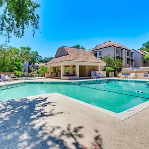 Apartment 2 Mi To Dog-friendly Hilton Head Condo!, Hilton Head Island